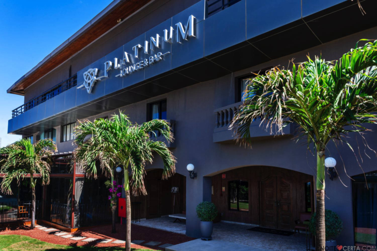 PLATINUM | Lounge Bar