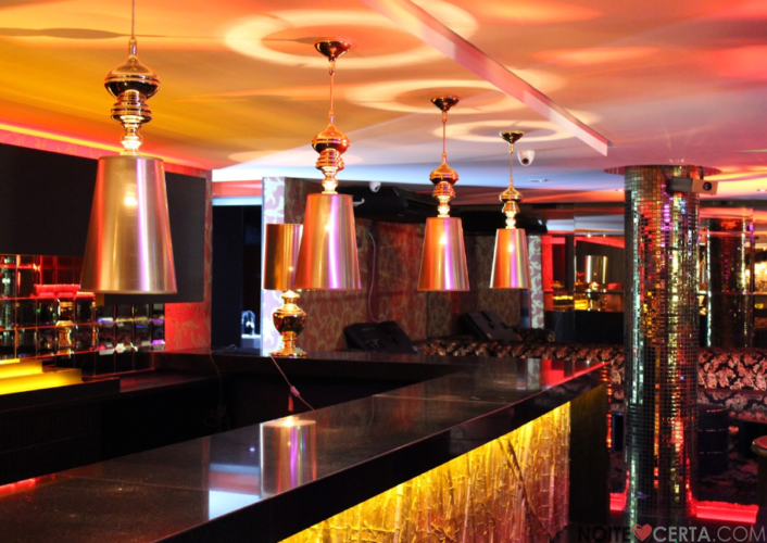 Hot Bar - Casa de Swing