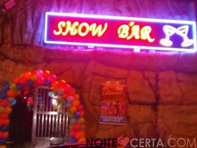 Show Bar Night Lounge Club