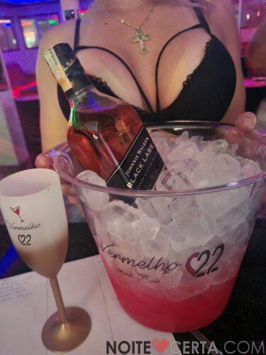 Vermelho 22 drink bar